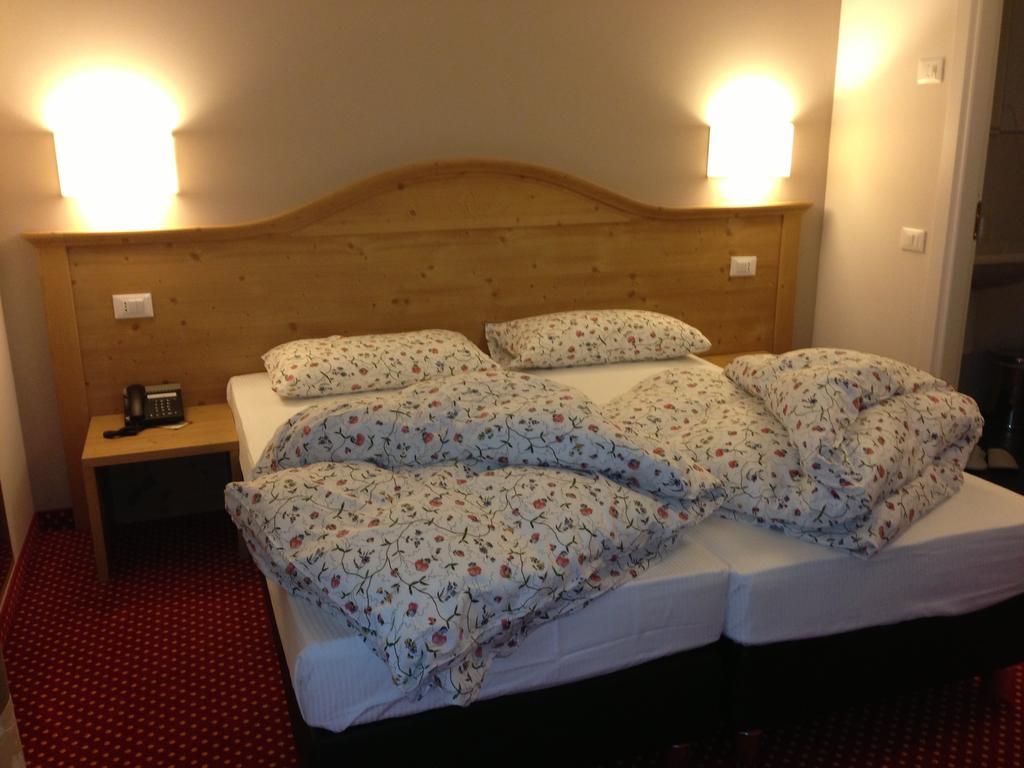 Hotel Adler Фопполо Экстерьер фото